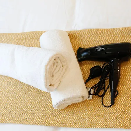 New Luxury Rooms In The Heart Of London Next To Shops, Cafes, Bars & Metro With Shared Bathrooms Exterior photo